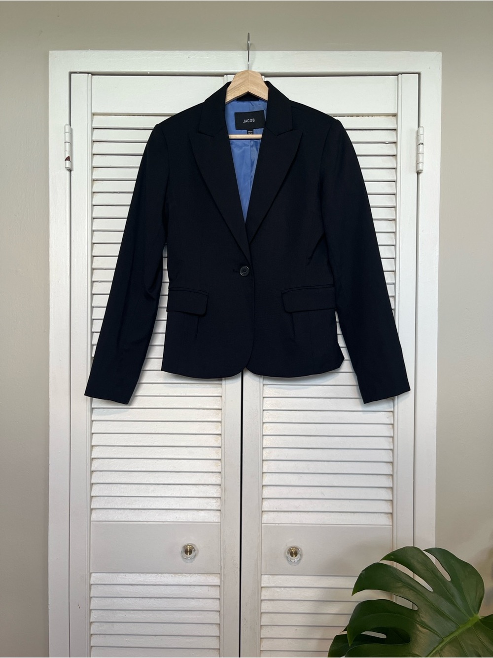 RW&CO. Black Single-Button Tailored Blazer